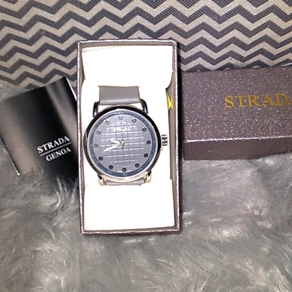 Faux Leather Water Resistant watch Gray - Picture 2 of 12